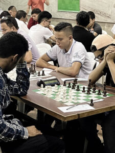 Representantes de la UCN y Cibercolegio en torneo de ajedrez de la feria de flores 